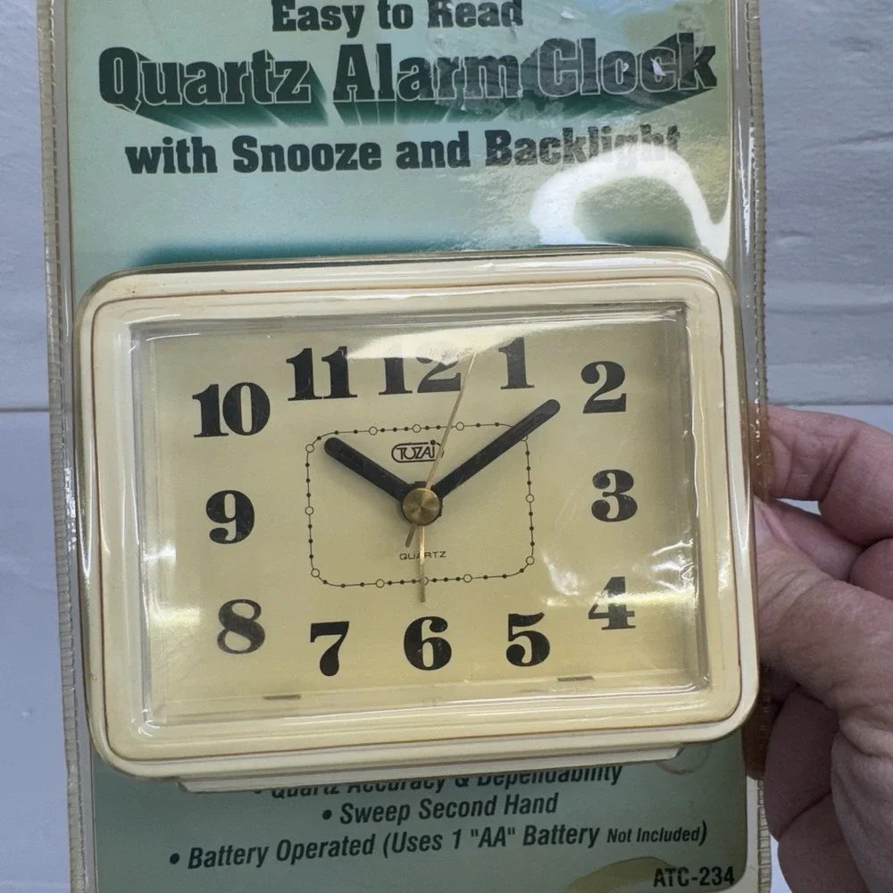 Vintage Retro, Quartz Alarm Clock Futuristic Looking New In Package ATC‎ – 234